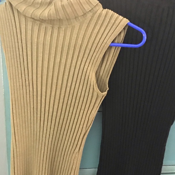 Tops - Picture 2 of 5